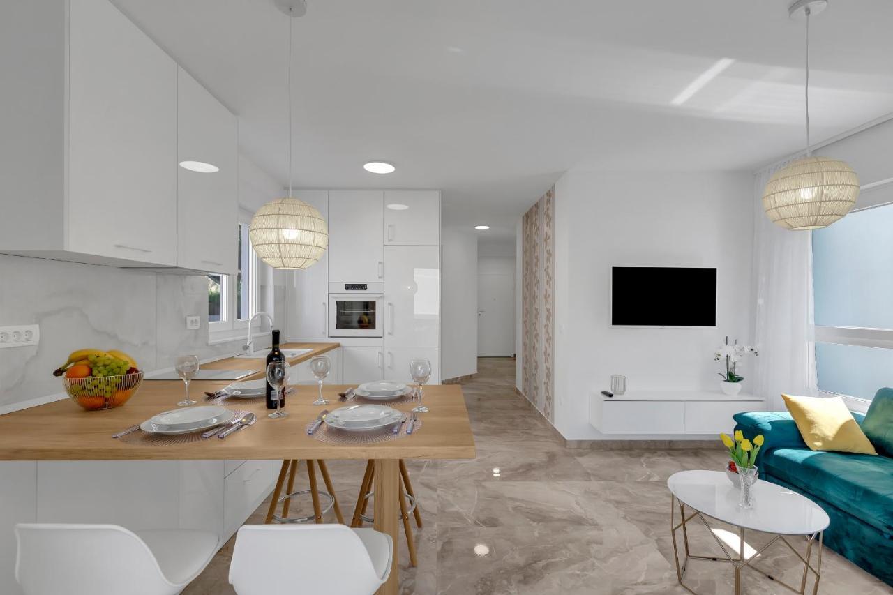 Apartment M&L Makarska Exterior foto